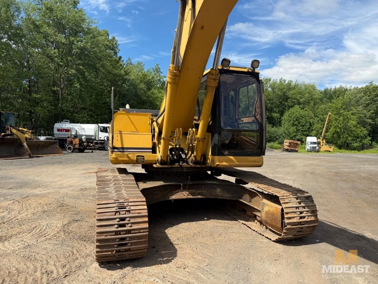 caterpillar-322l-image-10