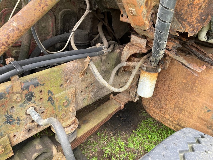 #1381-•-international-f-2674-tri-axel-dump-truck-image-75