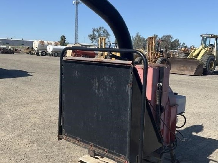 bearcat-72854-3-pt-pto-wood-chipper-attachment-image-3