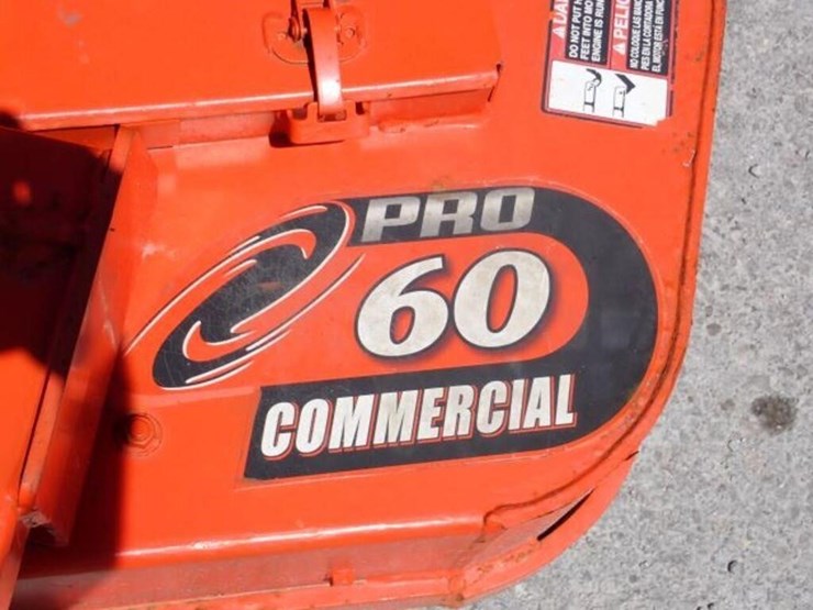 2006-kubota-f3680-image-39