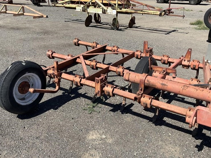 allis-chalmers-1200-image-9