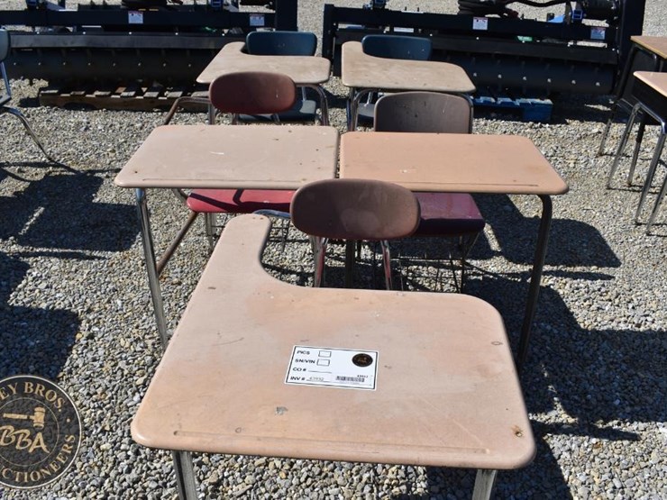 lot-of-school-desk-43932-image-1