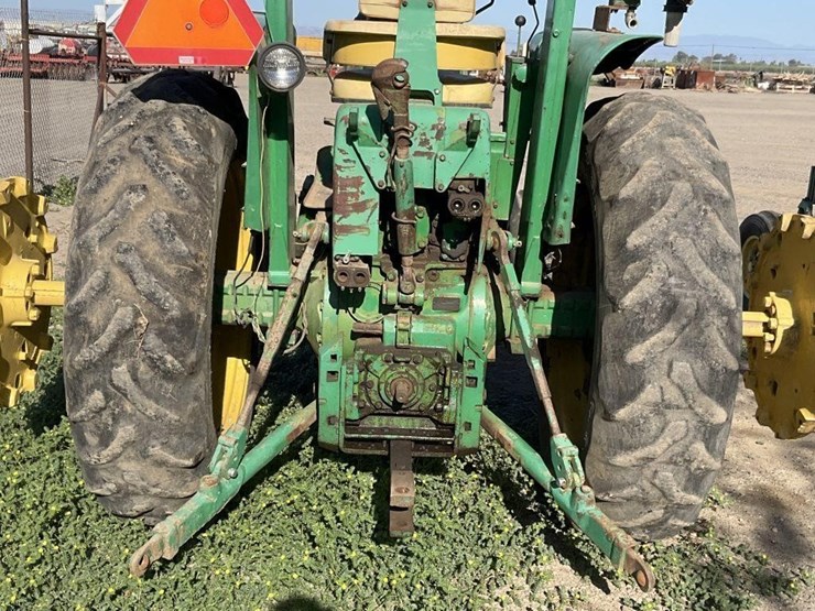 john-deere-4320-image-7