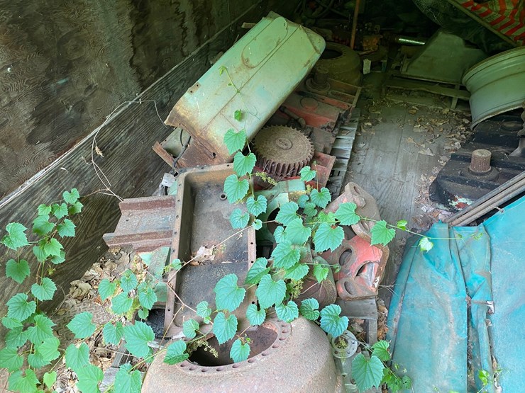 #1639-•-semi-trailer-with-contents-(no-title)-image-7