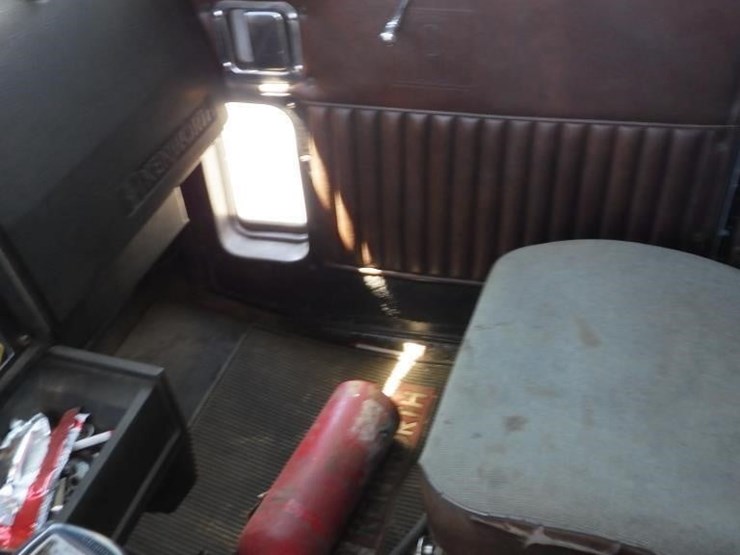 1988-kenworth-t600-image-46