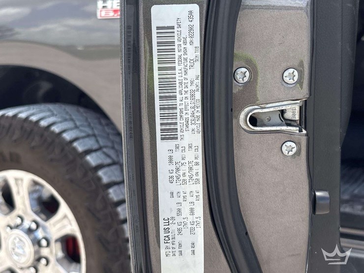 2020-dodge-2500-image-5