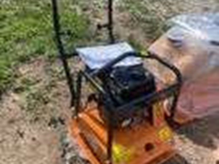 loncin-plate-compactor-c90-image-2