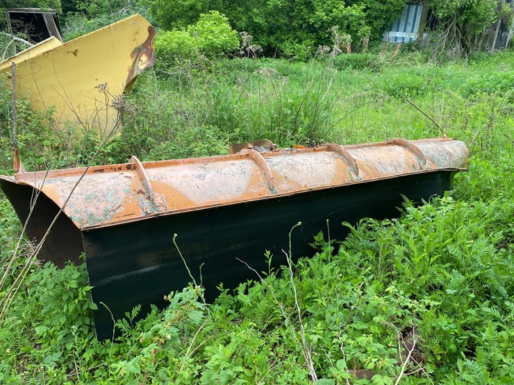 #1623-•-12'-plow-blade-image-2