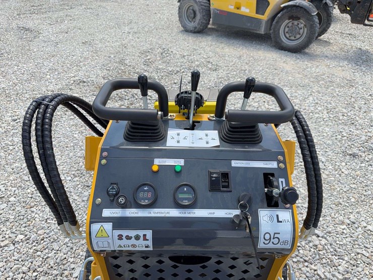 2026-sdlanch-ssl60-tracked-mini-skid-steer,-serial-number-hc3602601461-image-10