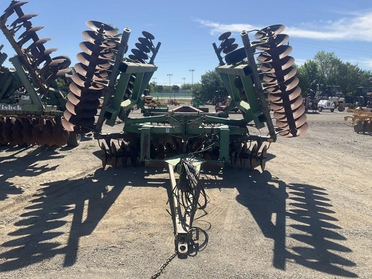 john-deere-650-image-2