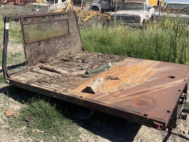 custom-flatbed-image-1