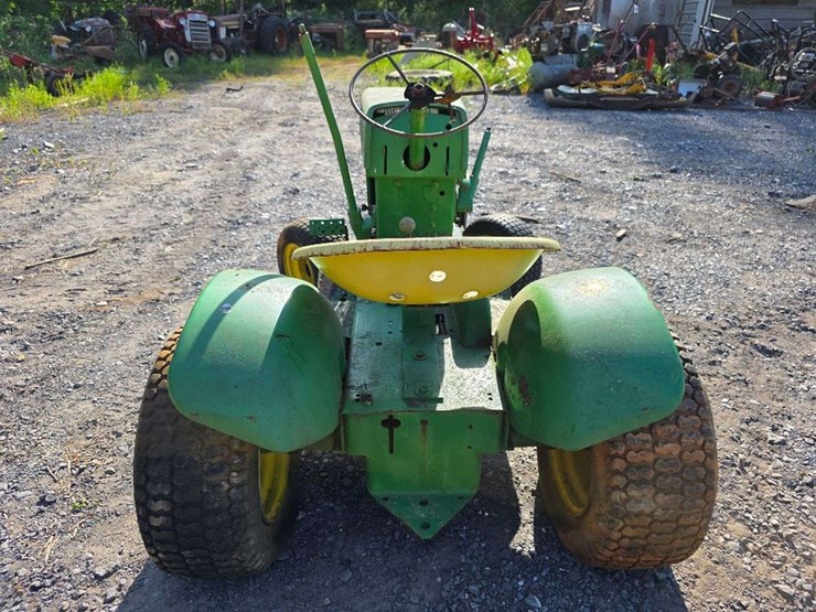 john-deere-110-image-4