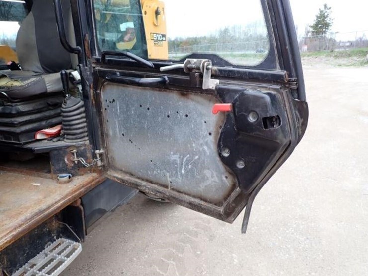 2010-jcb-510-56-image-30