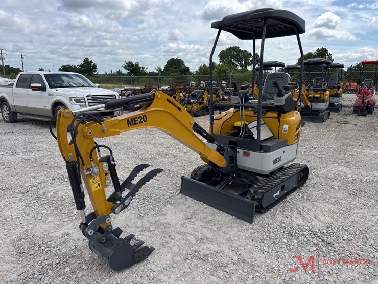 unused-me20-mini-excavator-image-2