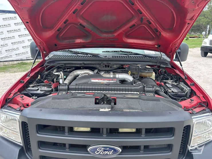 2006-ford-f350-image-9