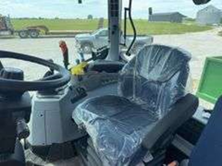 new-holland-t6.160-image-29