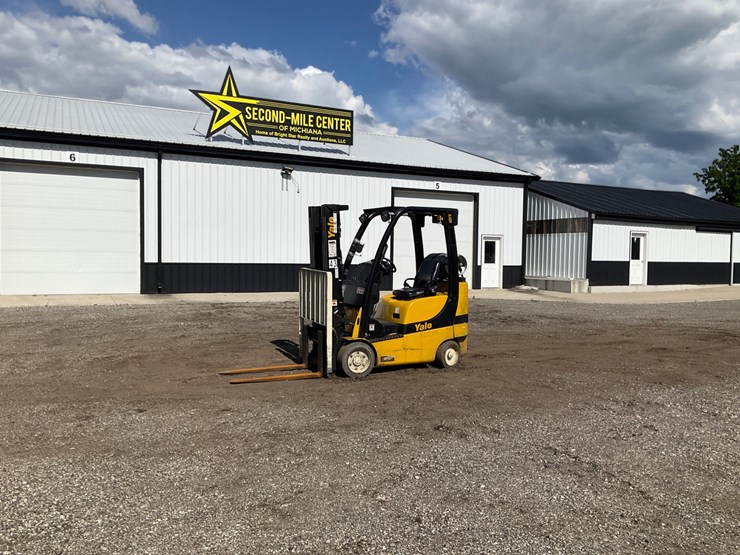 #1388-•-2014-yale-glc040sv-forklift-image-1