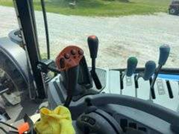 new-holland-t6.160-image-45