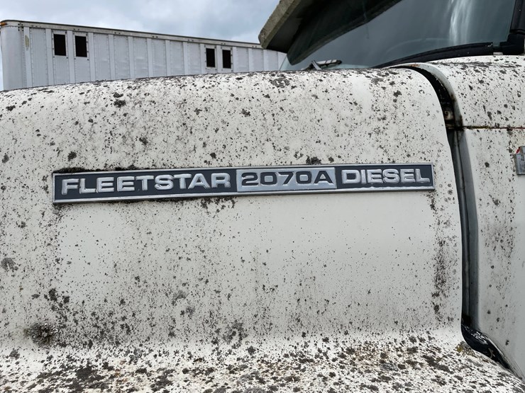 #1392-•-1974-fleetstar-2070a-tandem-axel-dump-truck-image-41