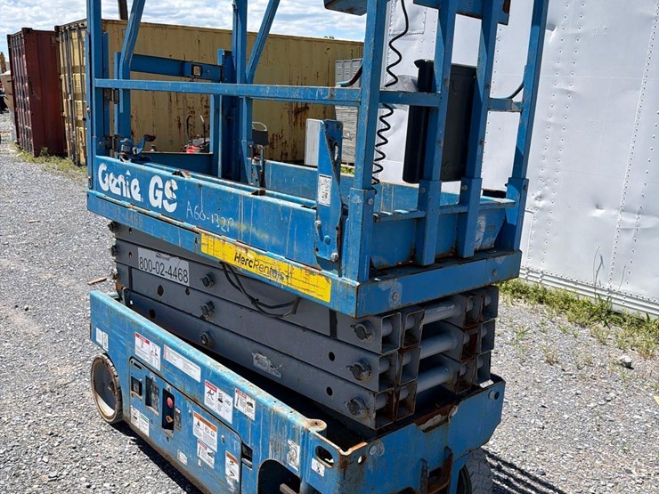 genie-gs1930-image-7