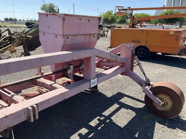 clampco-3-pt-3-row-80"-shaping-baiter-bar-image-8