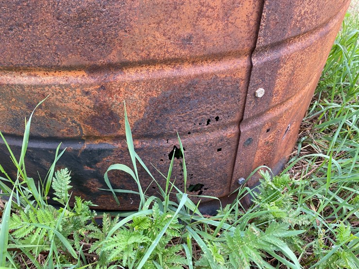 #1563-•-fire-ring-and-metal-barrel-image-6