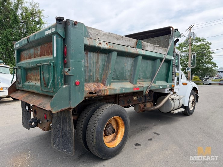 2001-kenworth-t300-image-41