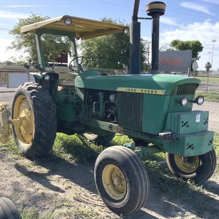 JOHN DEERE 4320