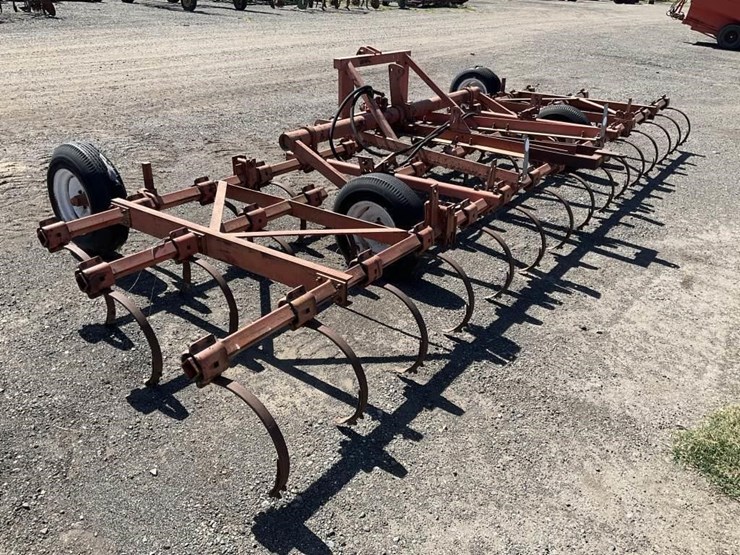 allis-chalmers-1200-image-5