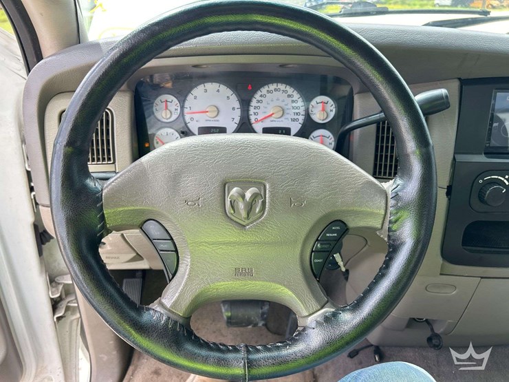2003-dodge-ram-1500-image-12