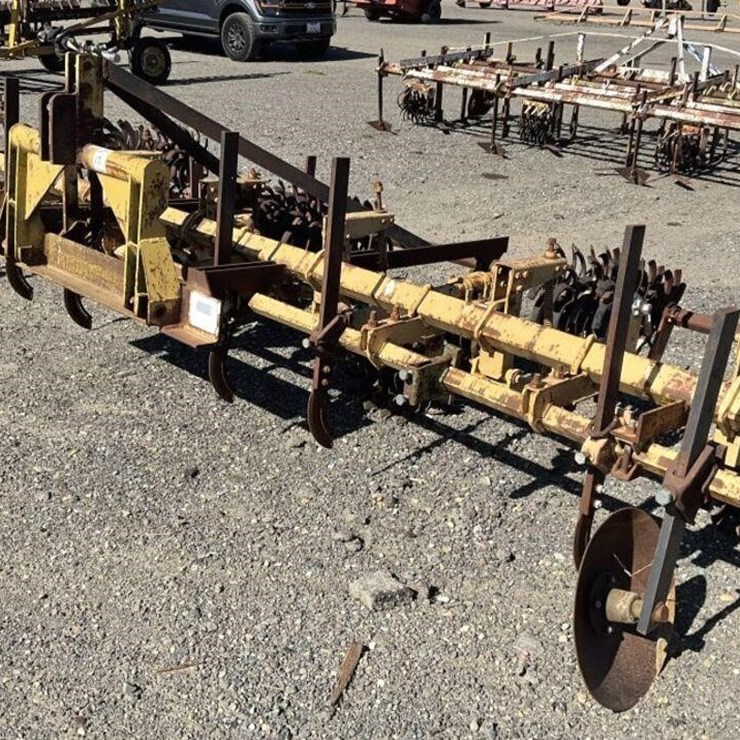Custom 3-Pt 3-Row 60" Rolling Cultivator