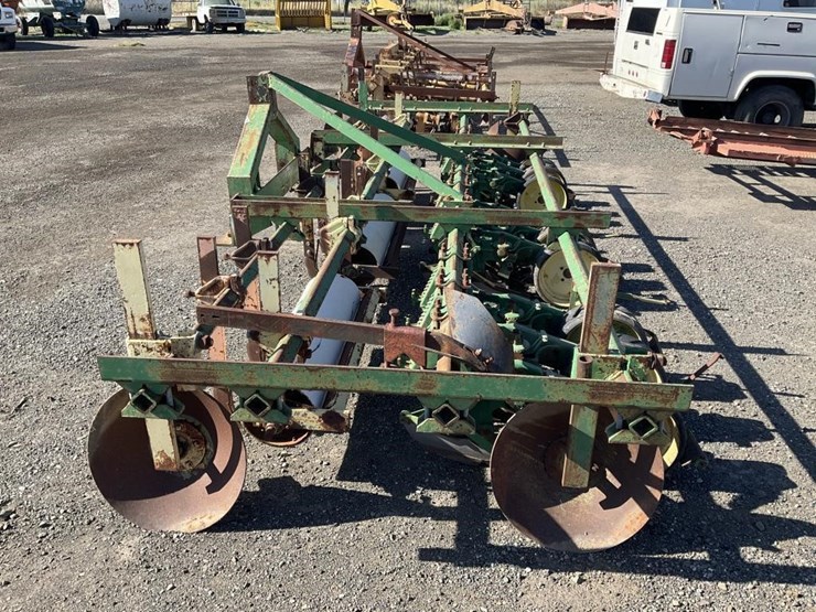 john-deere-71-image-7