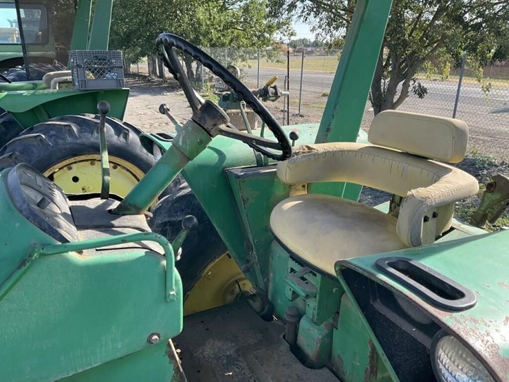 john-deere-4320-image-18