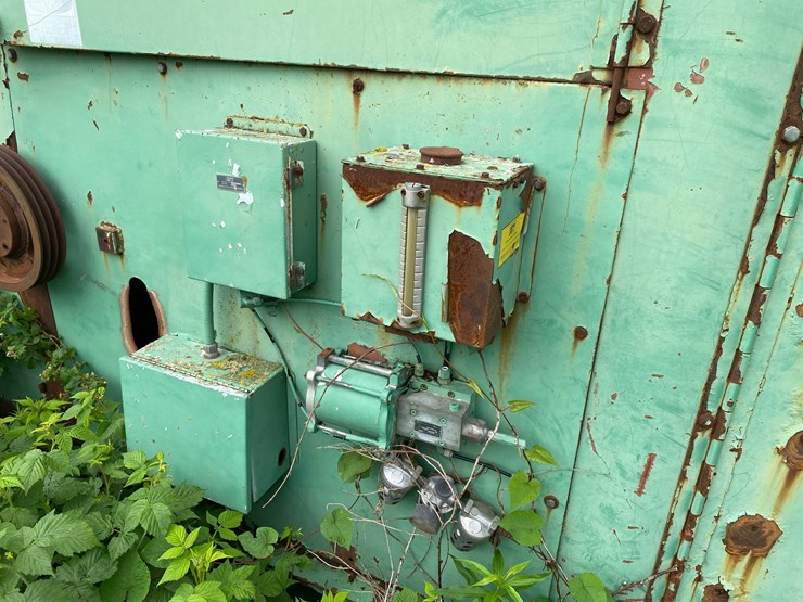 #1619-•-manitowoc-debarking-machine-image-7