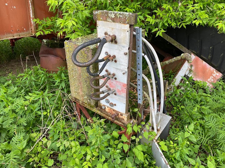 #1627-•-steel-platform-with-electric-motor-image-8