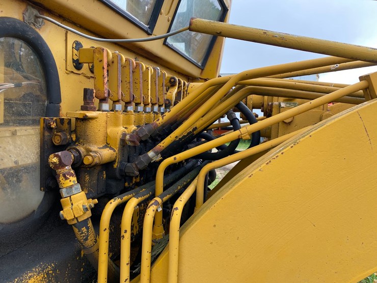 #1614-•-wabco-grader-image-21