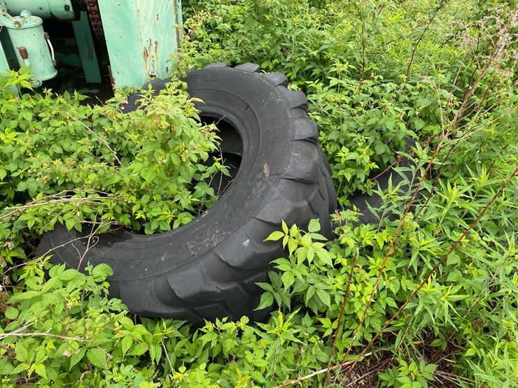 #1618-•-(6)-pettibone-tires-image-1