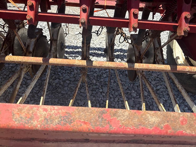 case-ih-5100-image-4