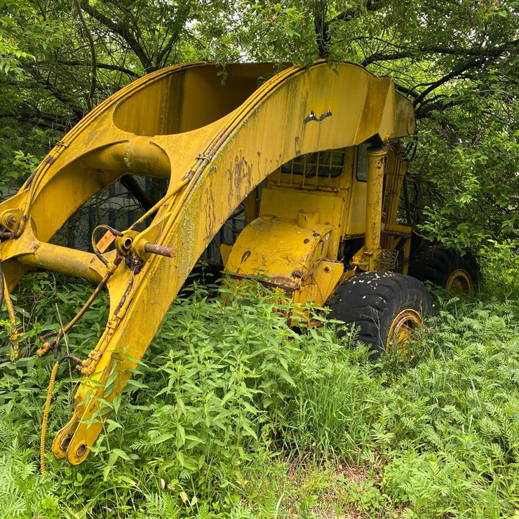 #1636 • Pettibone Picker for Scrap