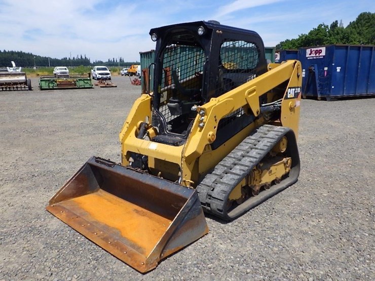 2017-caterpillar-239d-image-1