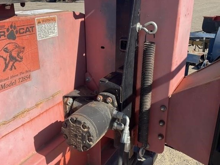 bearcat-72854-3-pt-pto-wood-chipper-attachment-image-4