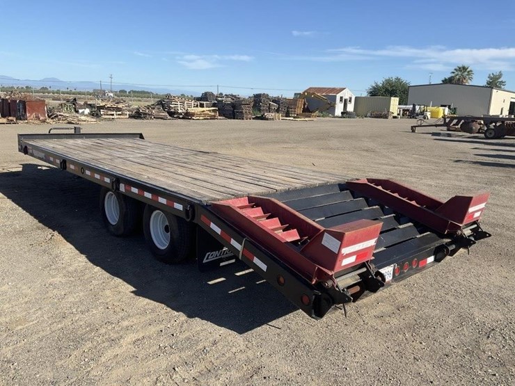 towmaster-8.5'x25'-equipment-trailer-image-4