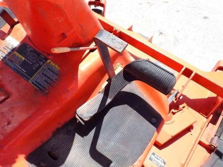 2006-kubota-f3680-image-19