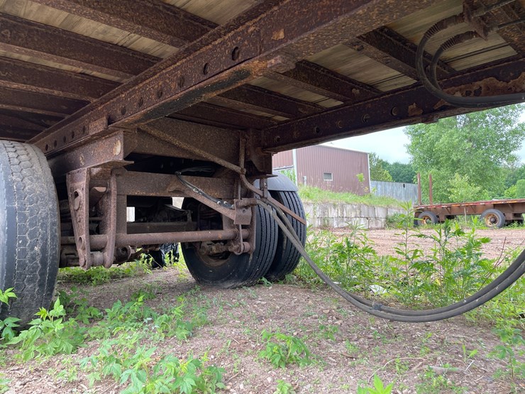 1977-fruehauf-trailer-image-24
