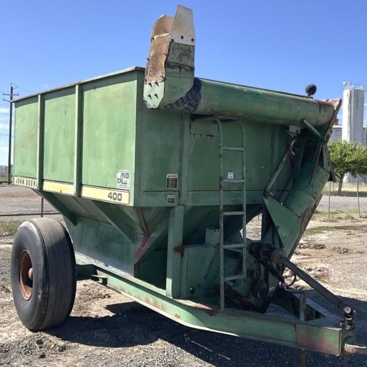 JOHN DEERE 400