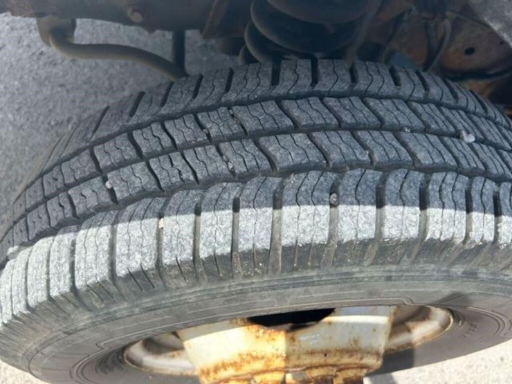 2008-ford-e450-image-66
