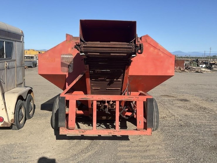 thomas-8'x12'-hyd.-reservoir-cart-image-4