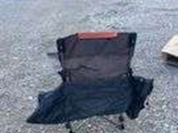 collapsible-camping-chair.-orange-brown.-comes-with-foot-stool-and-storage-bag!-image-4