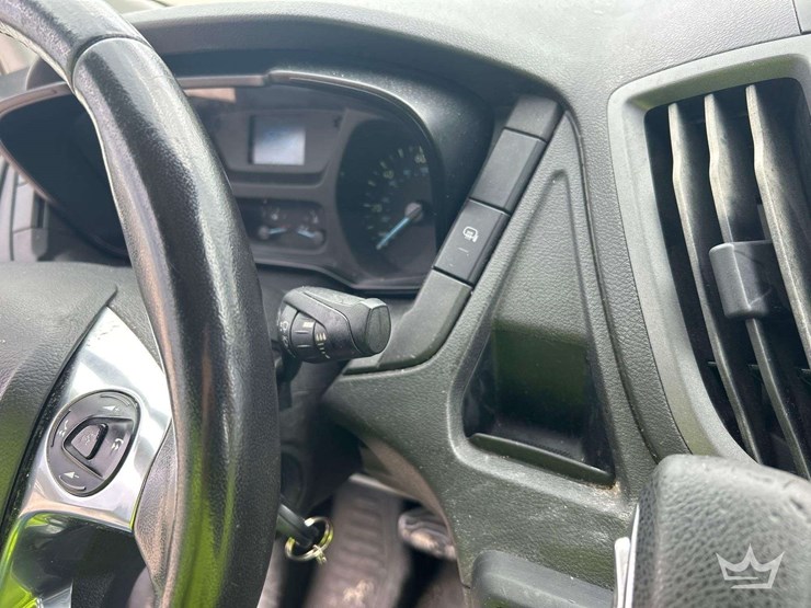2017-ford-transit-image-12