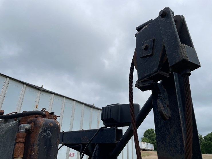 #1381-•-international-f-2674-tri-axel-dump-truck-image-62